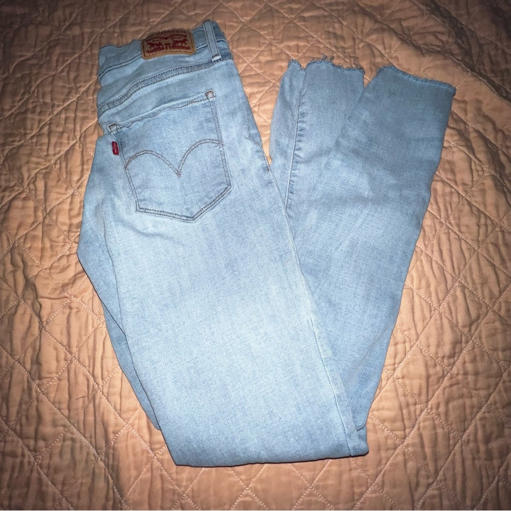 Levi’s 311 Shaping Skinny Jeans
